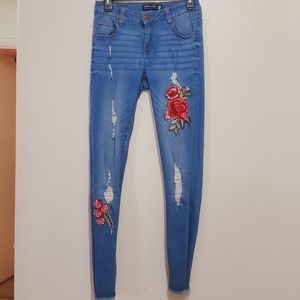 Blue Age Skinny Blue Jeans with Rose Patches